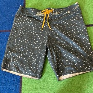 Katin board shorts 32